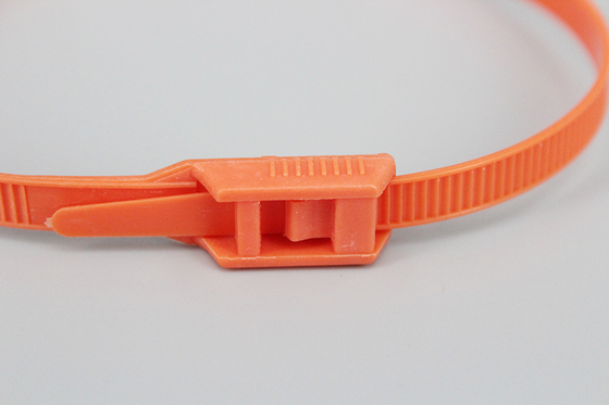 DM-8*350mm red blue yellow pink orange color plastic fastening band indoor playground cable ties children toy cable ties supplier